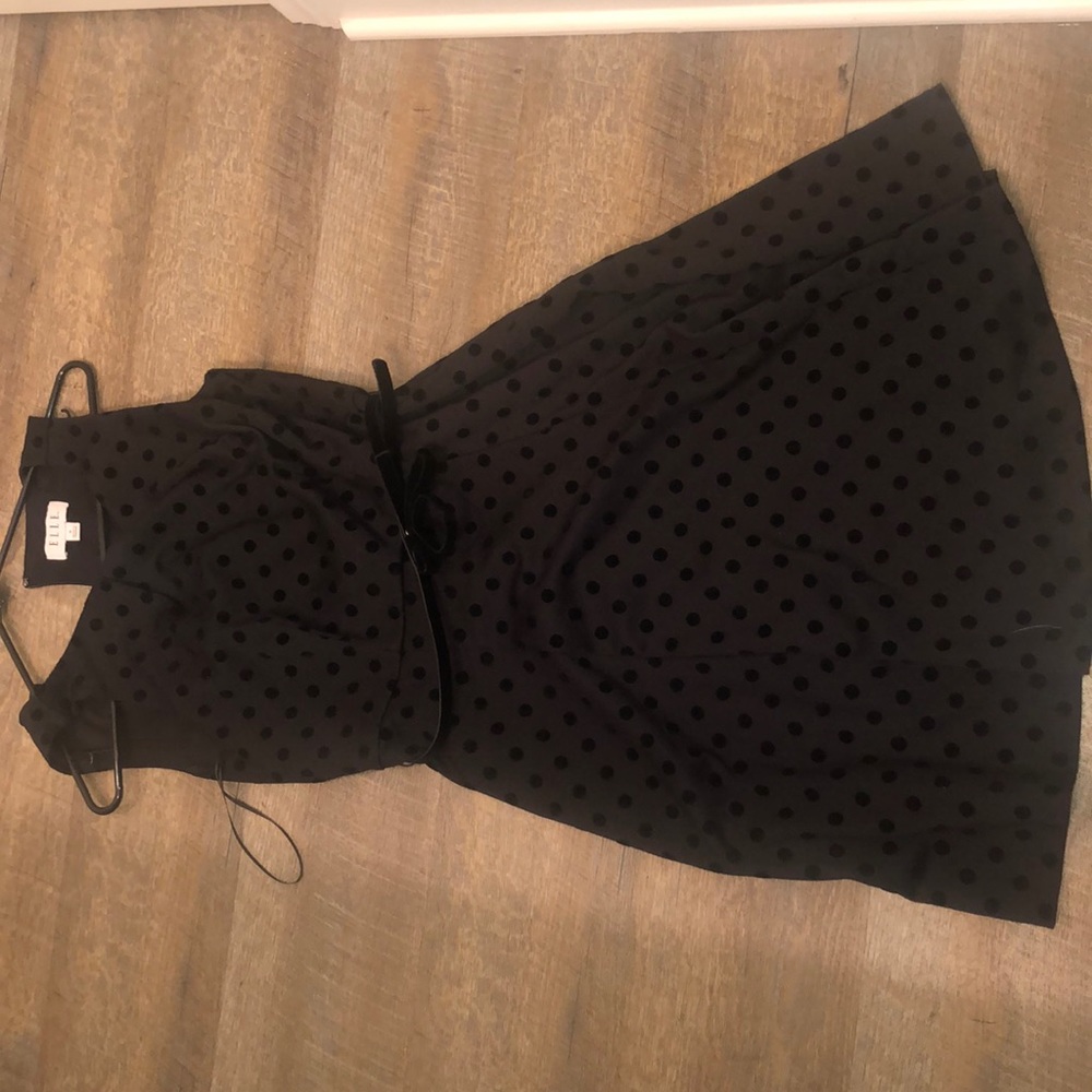 Size small Ellie dress new